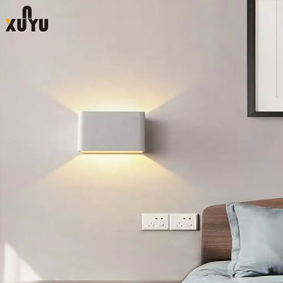 Luzes da parede para cima e para baixo o dispositivo elétrico de luz conduzido moderno do candelabro de parede do corpo de alumínio